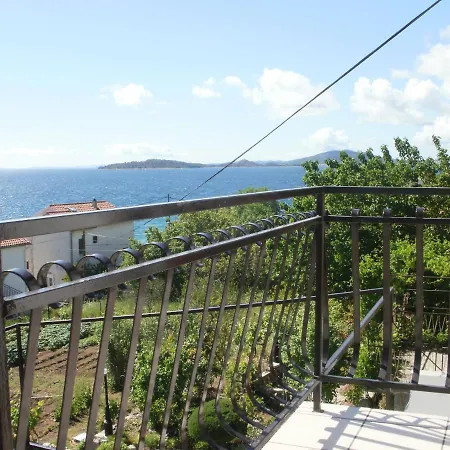 Apartment By The Sea Sepurine, Prvic - 4238 Prvic Sepurine